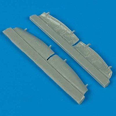 Дополнения из смолы 1/72 de Havilland Mosquito undercarriage doors (designed to be used with Tamiya)