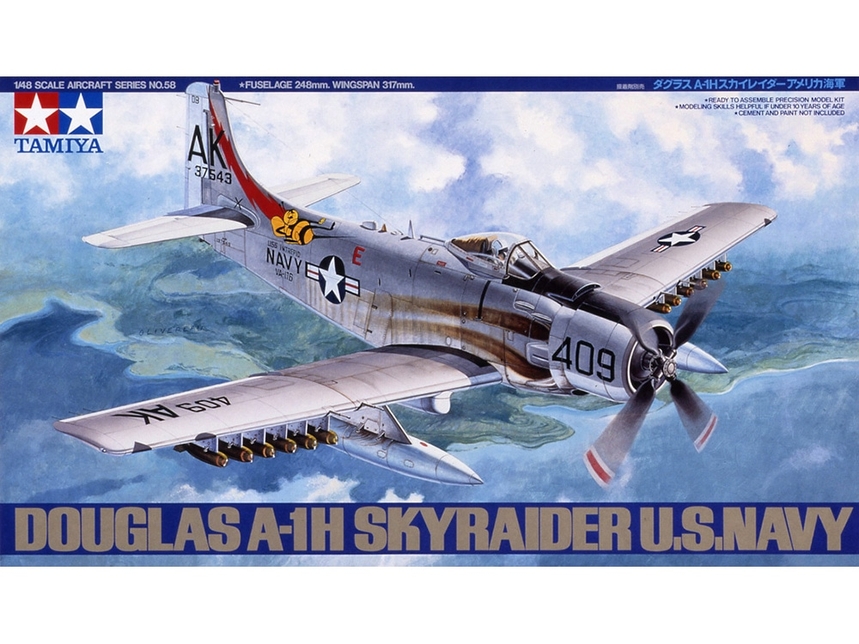 Сборная модель 1/48 Douglas A-1H Skyraider US Navy (Tamiya)