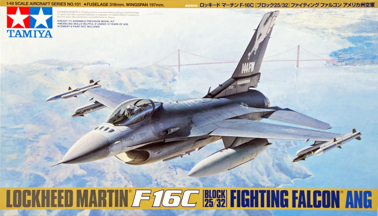 Сборная модель 1/48 Lockheed-Martin F-16C Fighting Falcon (Block 25/32) (Tamiya)