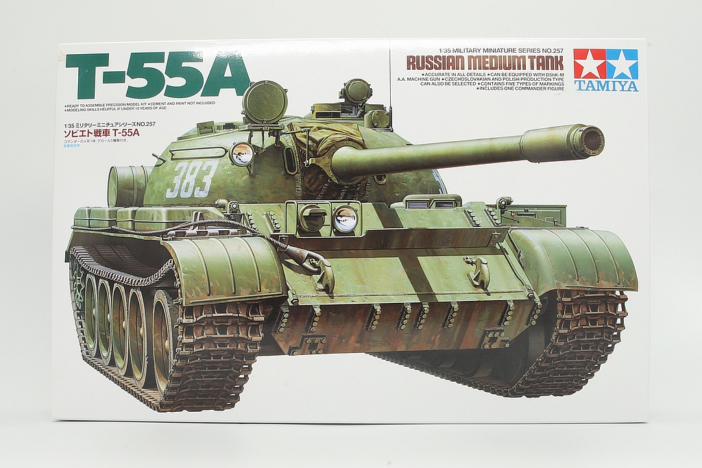 Сборная модель 1/35 Советский танк Т-55А (с одной фигурой) (Tamiya)