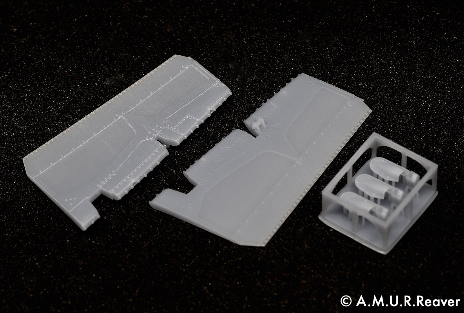 Дополнения из смолы 1/48 Рули направления позднего типа для МиГ-29 9-12 (A.M.U.R.Reaver)