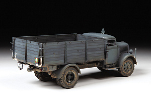 Сборная модель 1/35 Немецкий грузовой автомобиль Opel Blitz Kfz. 305 (Zvezda)