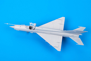 Сборная модель 1/72 МиГ-21МФ перехватчик (Profipack edition) (Eduard kits)
