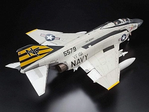 Сборная модель 1/32 McDonnell F-4J Phantom II (Tamiya)