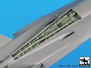 Дополнения из смолы 1/72 McDonnell-Douglas F/A-18 Hornet spine (для модели Academy)