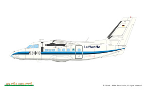 Сборная модель 1/72 Let L-410UVP TURBOLET (Eduard kits)