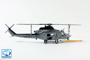 Сборная модель 1/72 Вертолёт UH-1Y Venom (Dream Model)
