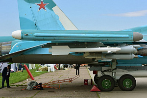 Дополнения из смолы 1/72 Л-175В станция активных помех "Хибины-В" (Advanced Modeling)/ Су-34