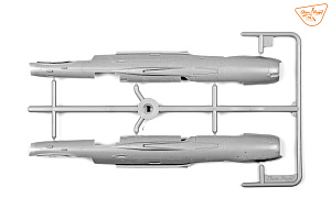 Сборная модель 1/72 Микоян МиГ-19П (Clear Prop)