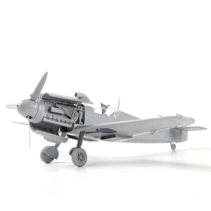 Сборная модель 1/48 Немецкий истребитель «Мессершмитт» BF-109 F2 (Zvezda)