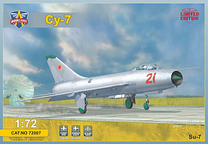 Сборная модель 1/72 Сухой Су-7 (Modelsvit) (повреждённая упаковка)