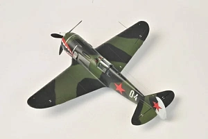 Сборная модель 1/48 Советский истребитель Ла-5 (Zvezda)