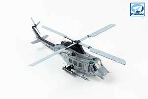 Сборная модель 1/72 Вертолёт UH-1Y Venom (Dream Model)