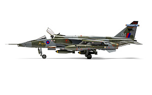 Сборная модель 1/48 BAC/SEPECAT Jaguar GR.1/GR.1A (Airfix)