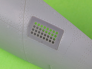 Дополнения из смолы 1/32 P-51 Mustang — крышка воздушного фильтра карбюратора (Tamiya)