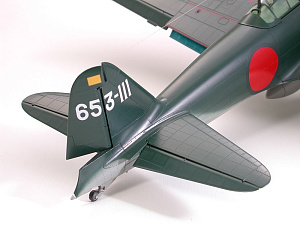 Сборная модель 1/32 Mitsubishi A6M5 Zero Fighter Model 52 (Zeke) (Tamiya)