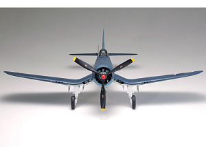 Сборная модель 1/32 Vought F4U-1A Corsair (Tamiya)