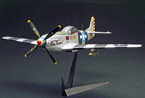 Сборная модель 1/32 North American P-51D/K Mustang (Tamiya)