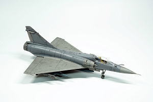 Сборная модель 1/72 Dassault Mirage 2000C (Dream Model)