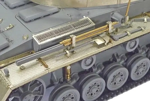 Сборная модель 1/35 Немецкий Pz.Kpfw.III Ausf.N (с фототравлением и металлическим стволом) (Tamiya)