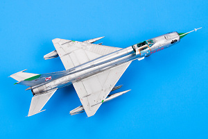 Сборная модель 1/72 МиГ-21МФ перехватчик (Profipack edition) (Eduard kits)