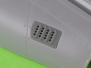 Дополнения из смолы 1/72 P-51 Mustang — крышка воздушного фильтра карбюратора(RAF ver.A)(Arma Hobby)