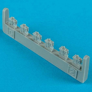 Дополнения из смолы 1/72 Прицелы Revi 16B x 6 