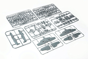 Сборная модель 1/48 Supermarine Spitfire STORY: MALTA DUAL COMBO (Eduard kits)