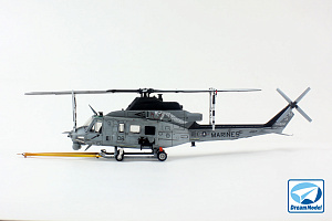 Сборная модель 1/72 Вертолёт UH-1Y Venom (Dream Model)