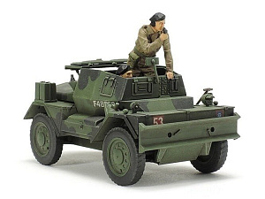 Сборная модель 1/48 Английский бронеавтомобиль "Dingo" Mk.II с двумя фигурами (Tamiya)