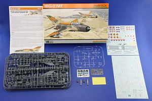 Сборная модель 1/48 МиГ-21МФ ProfiPACK edition (Eduard kits)