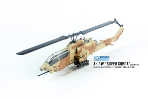 Сборная модель 1/72 Bell AH-1W Super Cobra (ранняя версия) (Dream Model)