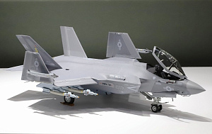Сборная модель 1/48 Lockheed Martin F-35C Lightning Ⅱ (Tamiya)