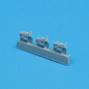 Дополнения из смолы 1/32 Прицелы  REVI 16B x 3 