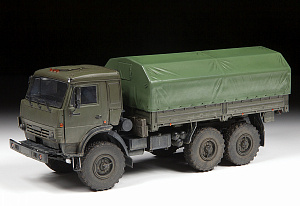 Сборная модель 1/35 Российский трехосный грузовик К-5350 "Мустанг" (Zvezda)